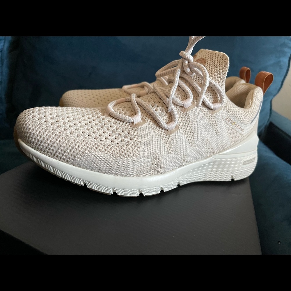 ZERØGRAND Overtake Lite Running Shoe